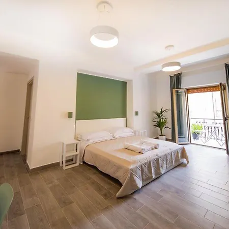 Akheilos Couette-café Soverato Marina