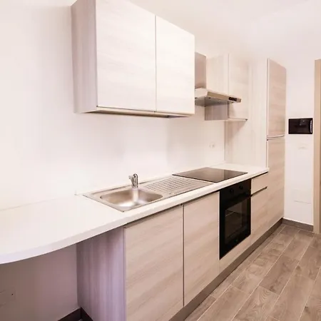 Couette-café Akheilos 3*