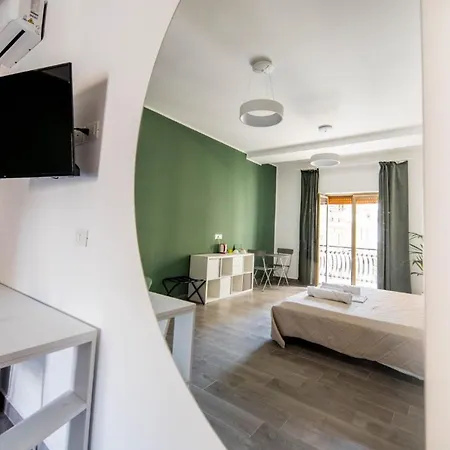 Couette-café Akheilos 3*