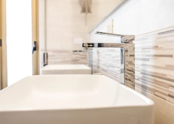 Akheilos 3* 索威拉托玛里纳