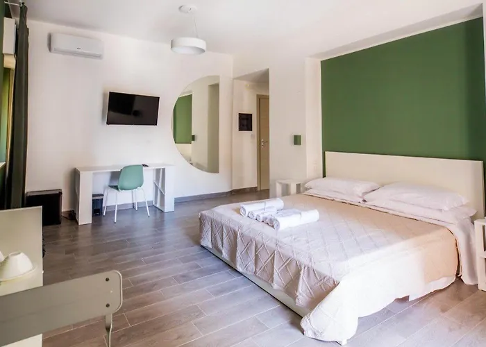 住宿加早餐酒店 Akheilos