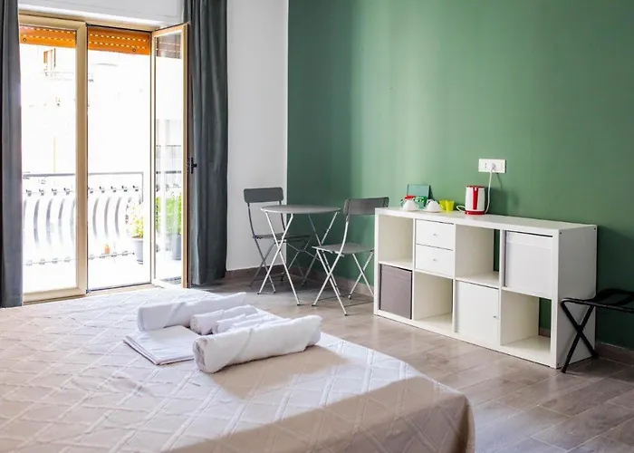 Akheilos 住宿加早餐酒店