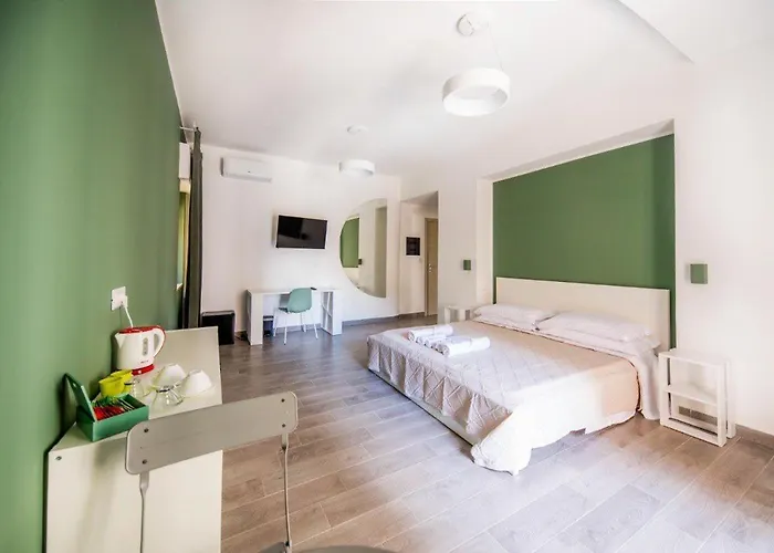 住宿加早餐酒店 Akheilos