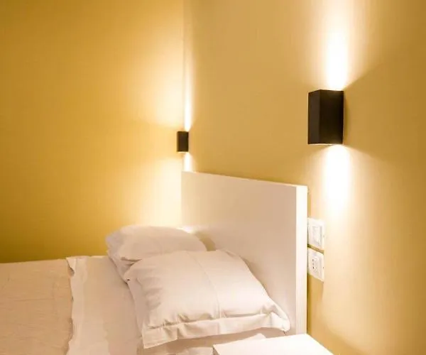 Akheilos 住宿加早餐酒店 索威拉托玛里纳